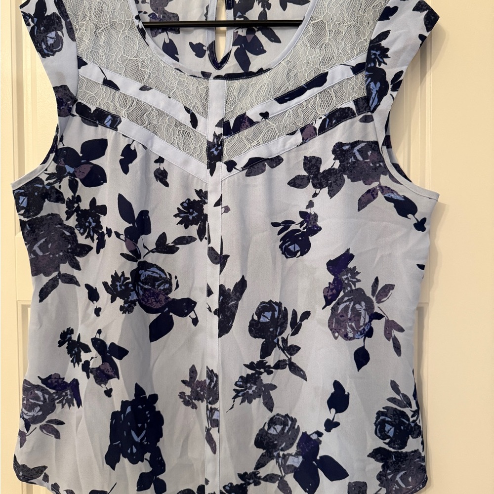 Kohl's Navy Floral Lace Sleeveless Blouse